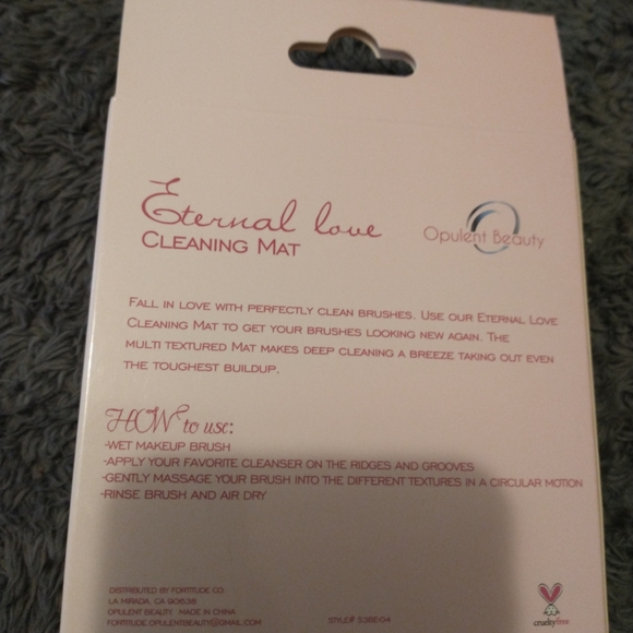 Beauty Bundle!!! - Picture 5 of 8